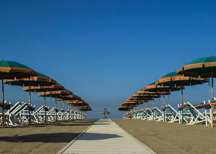 Matteo By Interhome Форте-деи-Марми