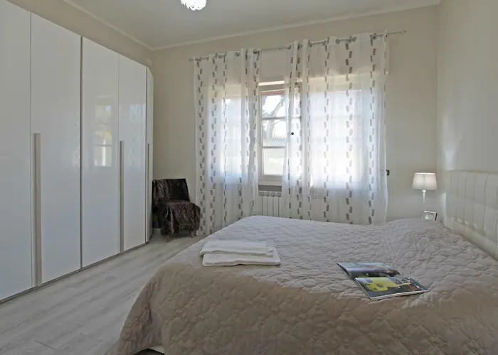 Matteo By Interhome *